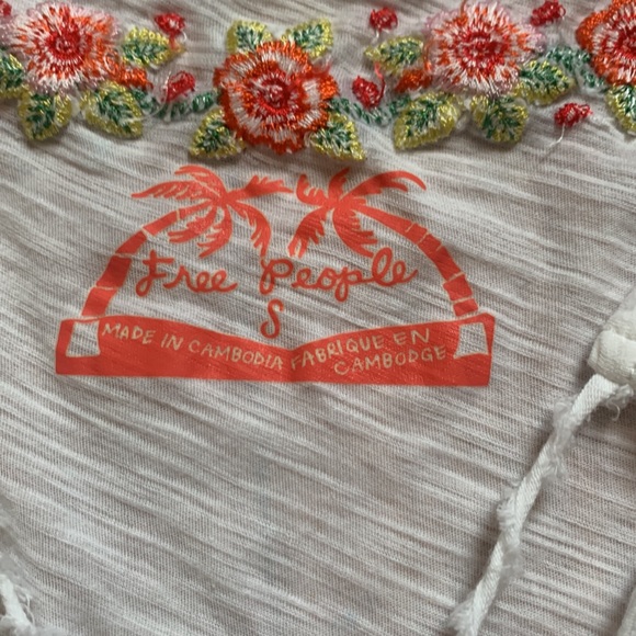 EUC Free People semi-sheer boho embroidered yolk cotton top - Picture 2 of 8
